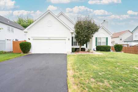 2011 Vermette Circle Plainfield, IL 60586