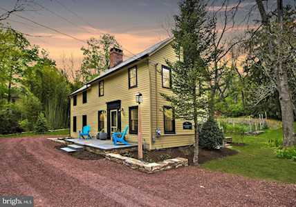 6163 Carversville Rd New Hope, PA 18938