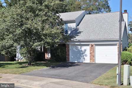9 Timber Ridge Ct Newark, DE 19711