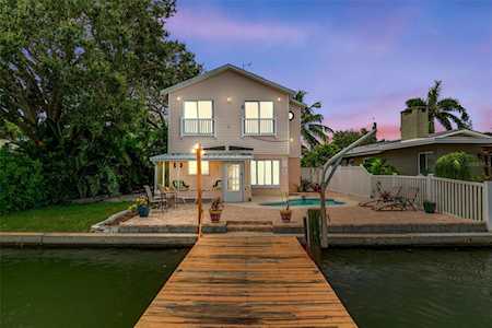 310 Bahia Vista Dr Indian Rocks Beach, FL 33785