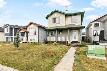 117 Taracove Way NE Calgary, AB T3J5A3
