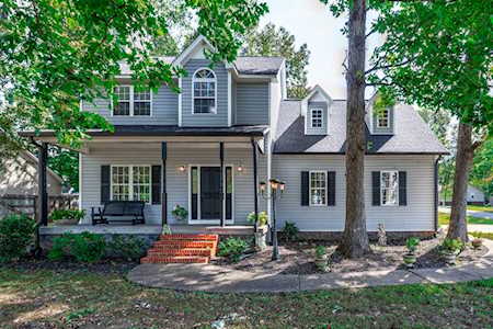 1600 Tree Trunk Ln Chapel Hill, TN 37034