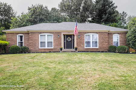 1406 Cedarbrook Rd Goshen, KY 40026