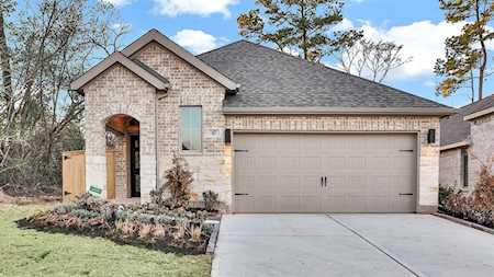 317 Rockrose Path Willis, TX 77318