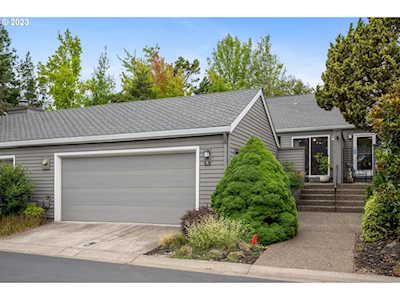 51 Greenridge CT Lake Oswego, OR 97035