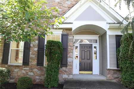 1889 Caryn Dr Hellertown, PA 18055