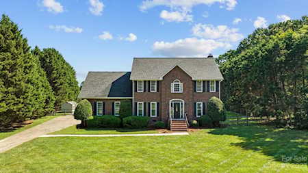 152 Steeplechase Circle Waxhaw, NC 28173
