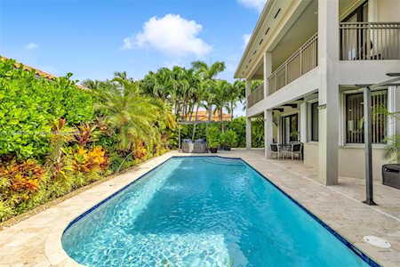 18940 SW 74th Ave Cutler Bay, FL 33157