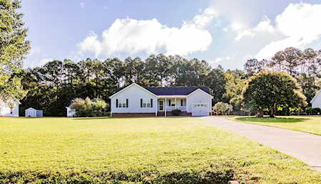 255 Stoneridge Court Youngsville, NC 27596