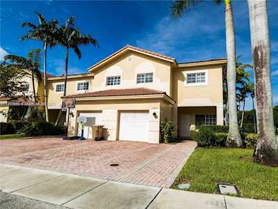 4225 E Stonecreek Cir #26 Davie, FL 33024