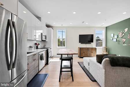 1821 I Street NE #7 Washington, DC 20002