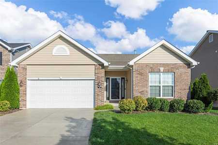 205 Charlestowne Place Dr St Charles, MO 63301
