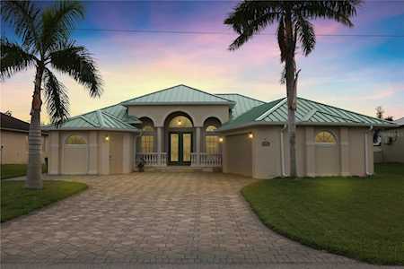9567 Honeymoon Dr Port Charlotte, FL 33981