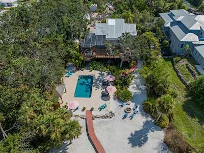 1191 Bayshore Dr Englewood, FL 34223