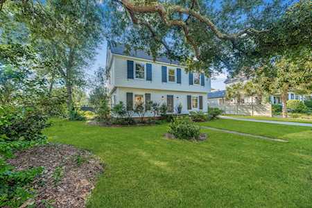 523 Reid Street Mount Pleasant, SC 29464