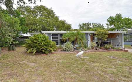 11919 105th Ln Largo, FL 33773
