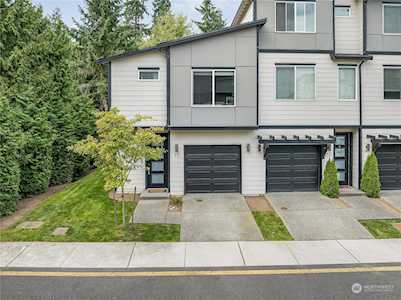 3230 148th St SW #F1 Lynnwood, WA 98087