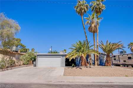 5808 Carmen Blvd Las Vegas, NV 89108