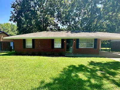 5096 Andover Dr Memphis, TN 38109