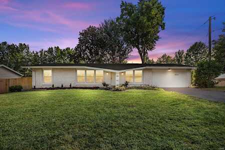 11 Greymore Dr Chesterfield, MO 63017