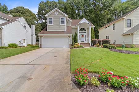 425 Broad Bend Circle Chesapeake, VA 23320
