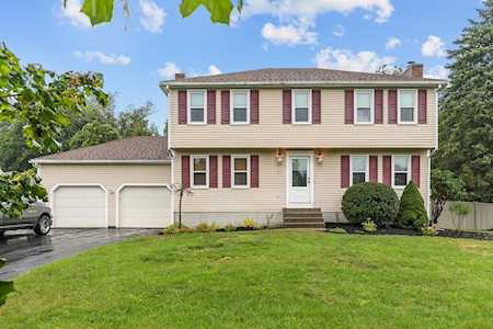 20 Fox Run Road Bellingham, MA 02019