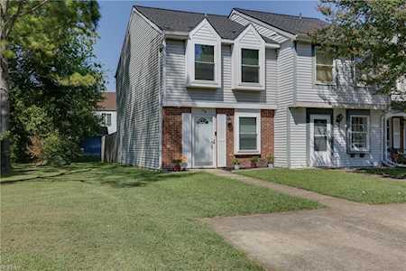 1338 Peabody Dr Hampton, VA 23666