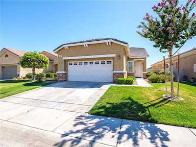 10621 Archerwill Rd Apple Valley, CA 92308