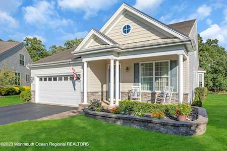 52 Mayport Ct Barnegat, NJ 08005