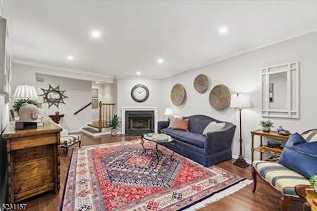 191 Terrace Dr Chatham Twp., NJ 07928