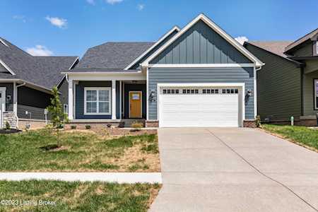 1176 Greens Dr Simpsonville, KY 40067