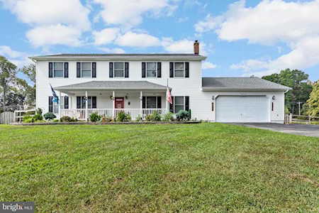 39057 Carlton Way Mechanicsville, MD 20659