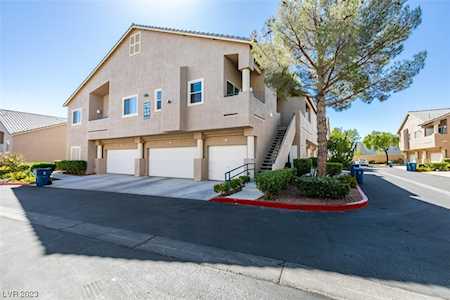 2152 Jade Creek St #202 Las Vegas, NV 89117
