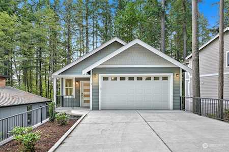 1 Green Hill Rd Bellingham, WA 98229