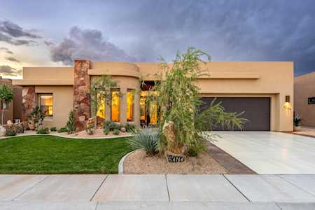 4764 N Cottontail DR St George, UT 84770