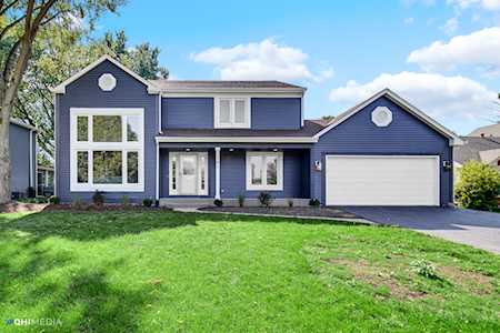101 S Stauffer Dr Naperville, IL 60540