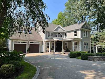 4 Kildary Dr Stratham, NH 03885