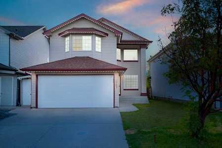 347 Millrise Square SW Calgary, AB t2y4c2