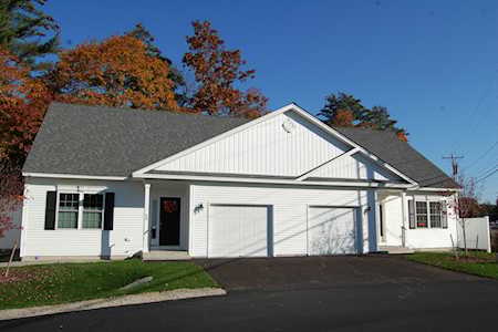 2B Villa Ln #4B Goffstown, NH 03045
