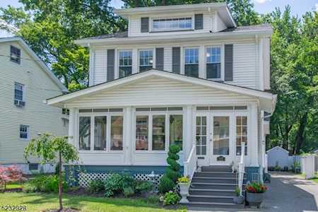 17 Lincoln Ave Livingston Twp., NJ 07039