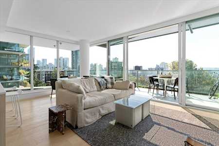 1180 Broughton Street #1001 Vancouver, BC V6G 2B1