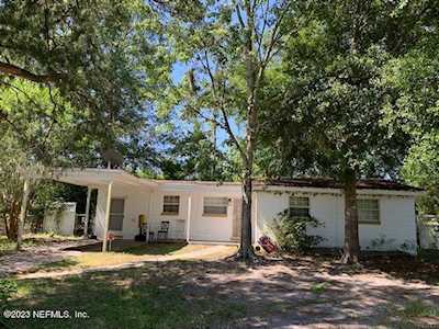 9050 Castle BLVD Jacksonville, FL 32208
