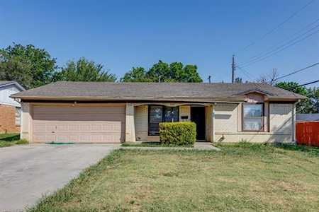 2505 Ridgewood Street Irving, TX 75062