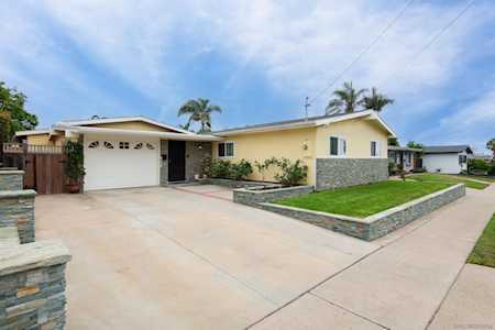 4609 Lyric Lane San Diego, CA 92117