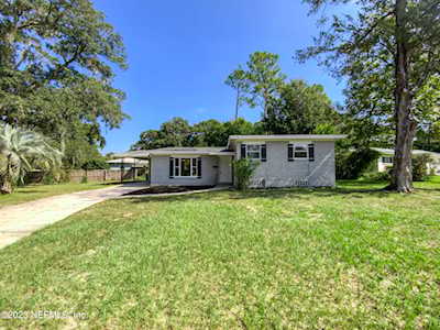10631 Beverly Nalle RD Jacksonville, FL 32225