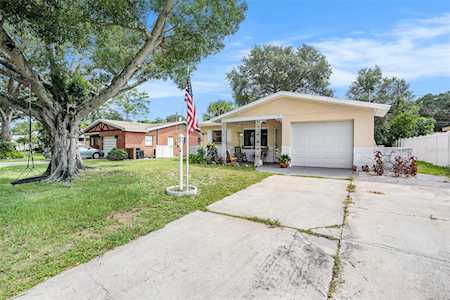 8330 42nd Ave N St. Petersburg, FL 33709