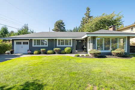 3875 Highland Boulevard North Vancouver, BC V7R 2Y7