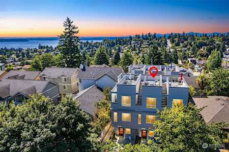 4407 44th Ave SW #B Seattle, WA 98116