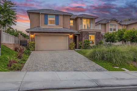 6654 Peregrine Pl Carlsbad, CA 92011