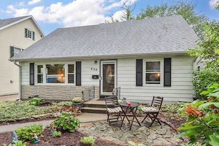 438 S Wright St Naperville, IL 60540